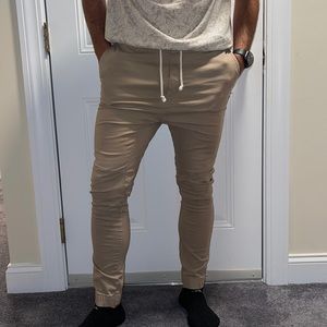 Men’s joggers size US 30